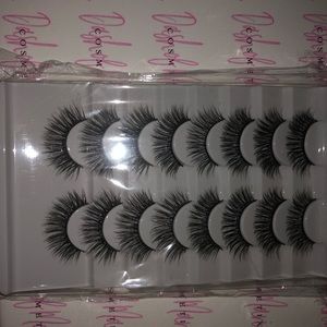 8 Pair of Mink Eyelashes
